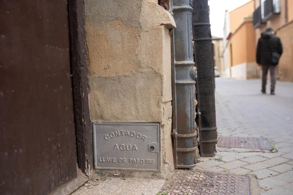 Un contador de agua en Villalpando.