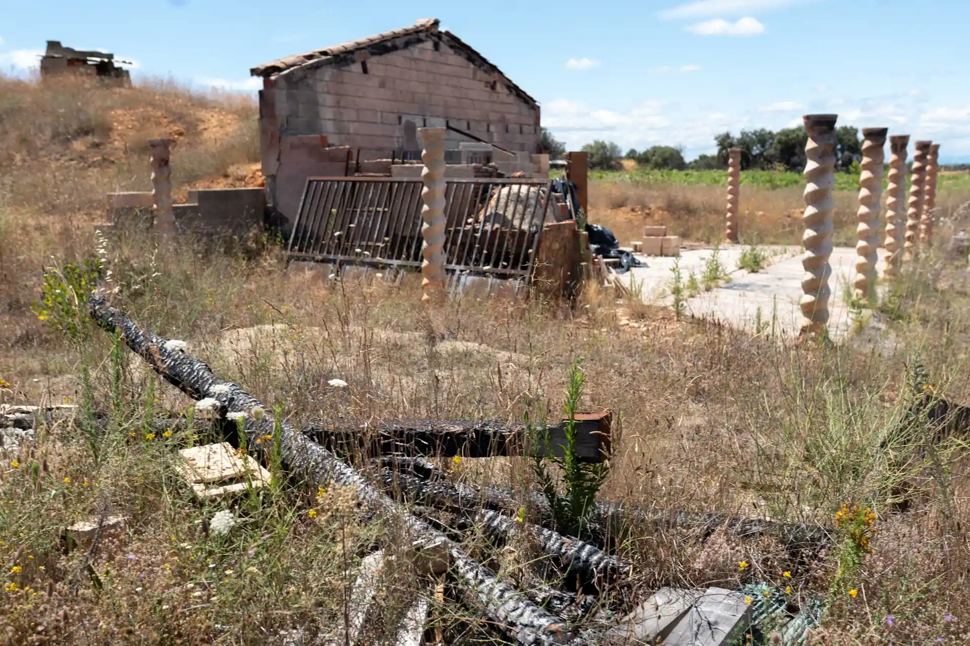 Bodega quemada de .... en Pumarejo de Tera. Foto Emilio Fraile.