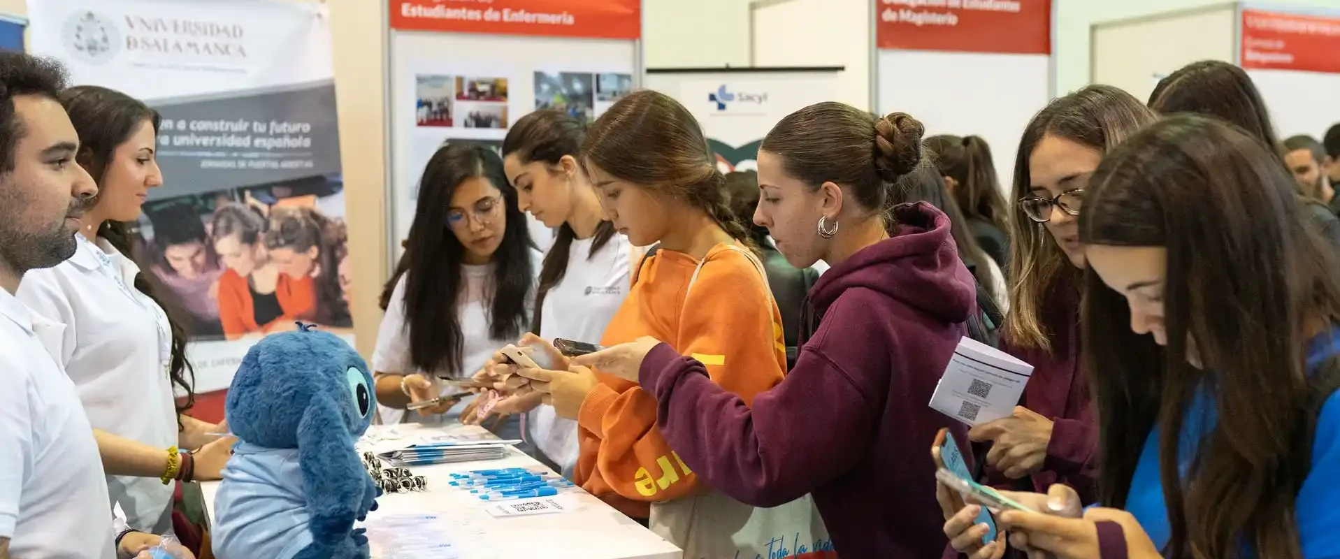 Feria de bienvenida del Campus Viriato. Foto Emilio Fraile