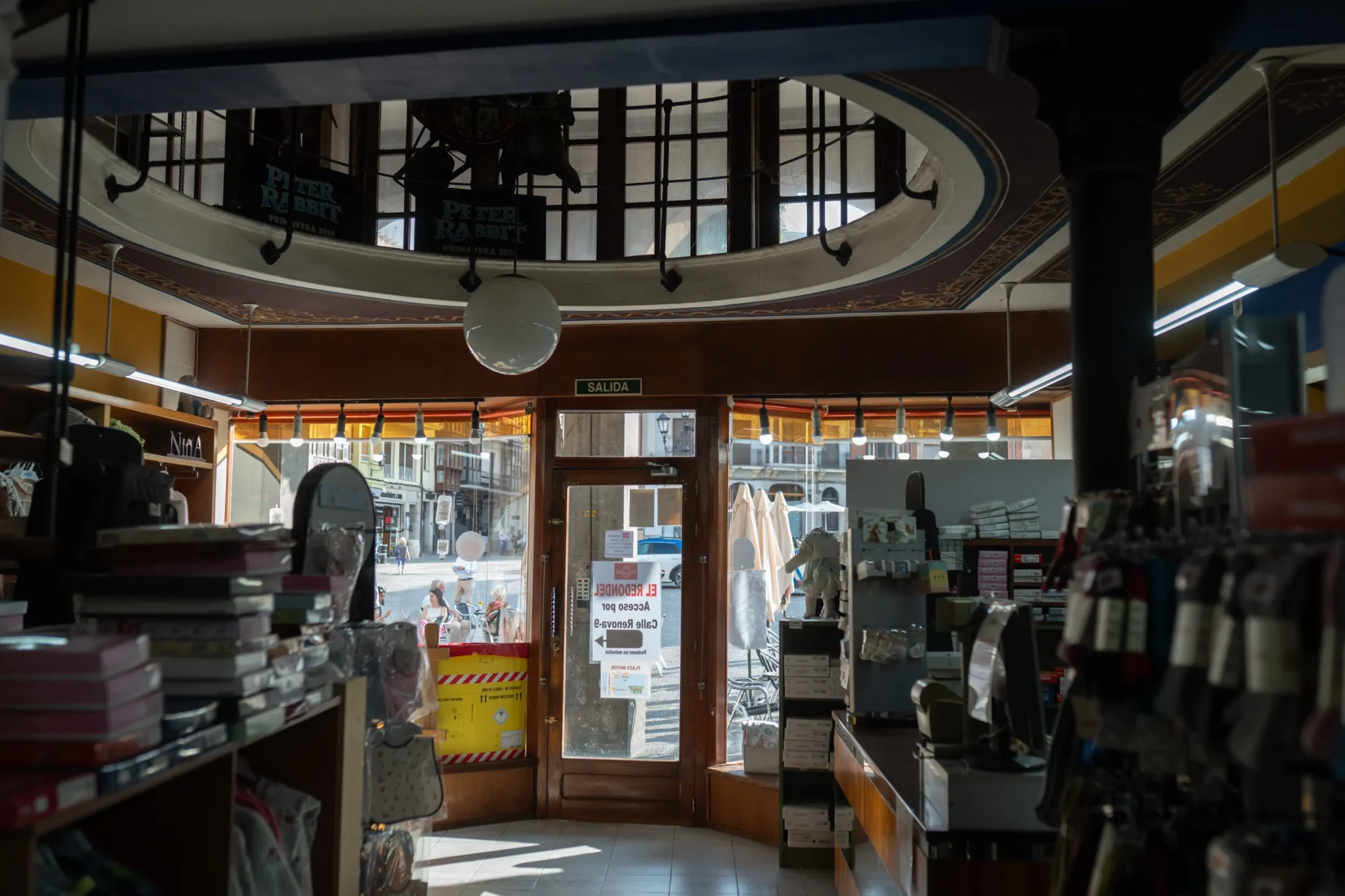 La galeria que da nombre a El Redondel. Foto Emilio Fraile.
