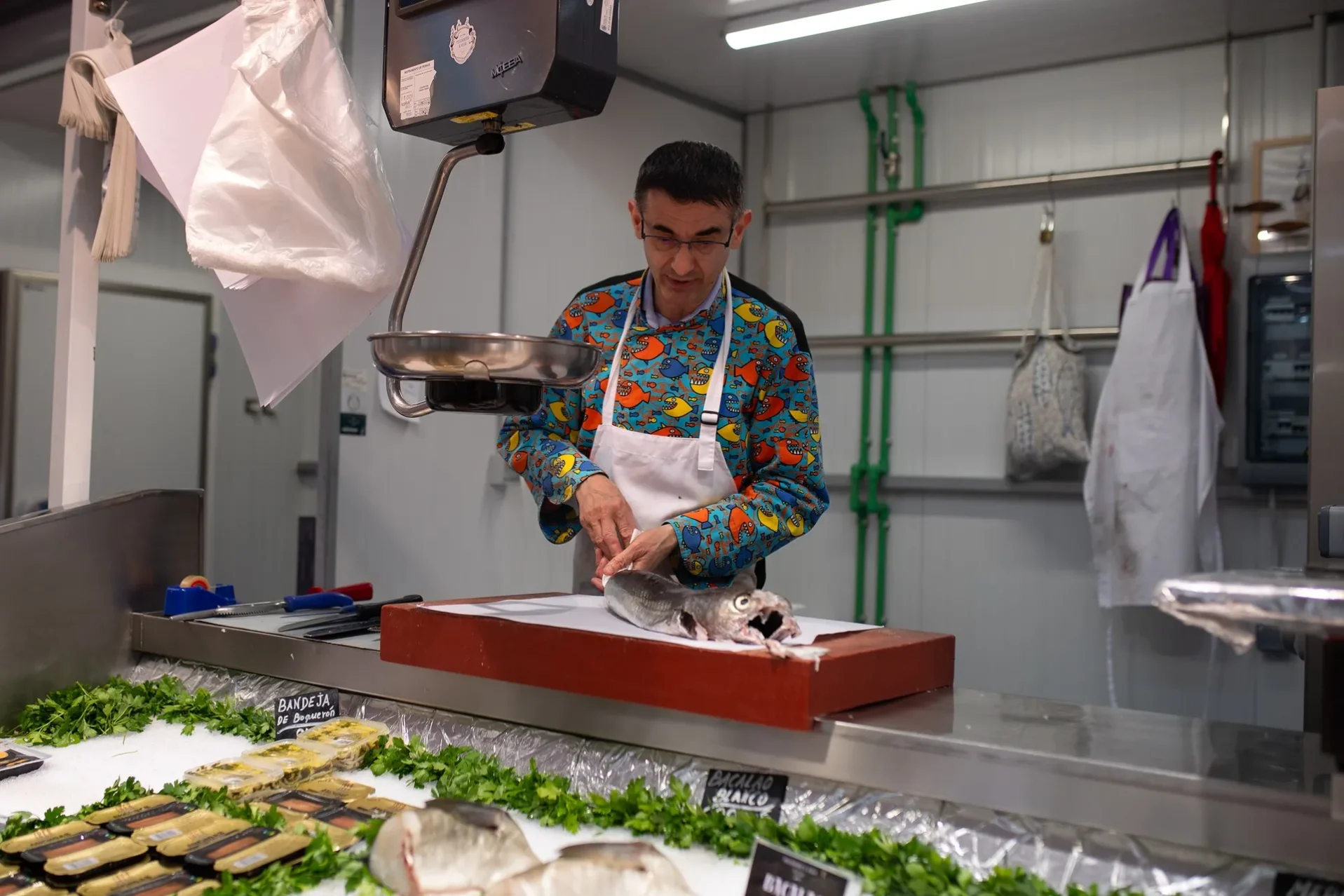 Pescadería de los Hermanos Vega, este jueves. Foto Paloma V. Escarpa